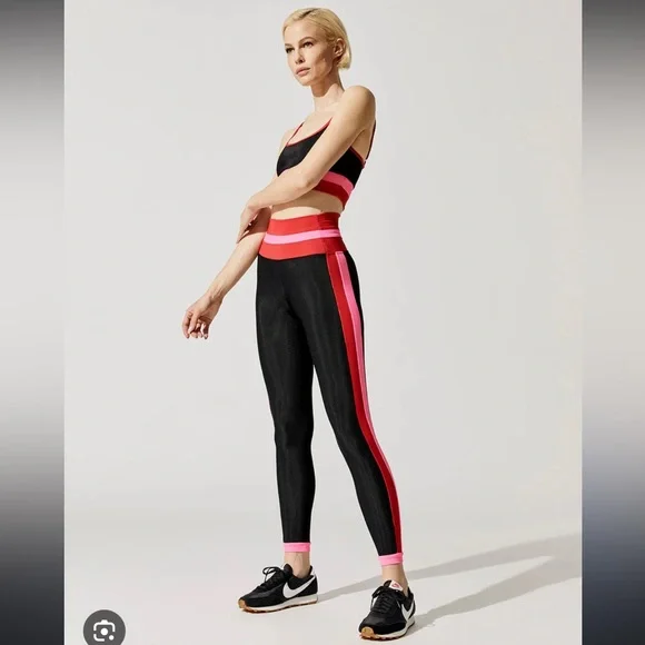 Beach Riot Neon Pink and Black Sports Bra - Picture 4 of 4